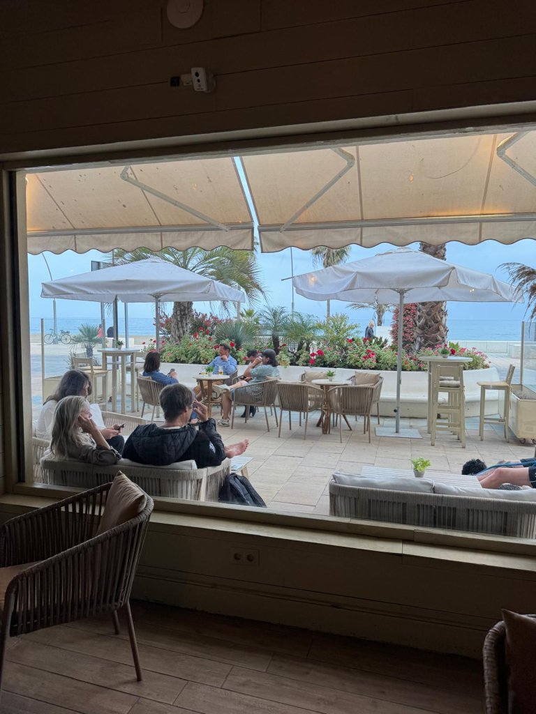 A fully operational hospitality venue in a prime beachfront location on the Costa del Sol