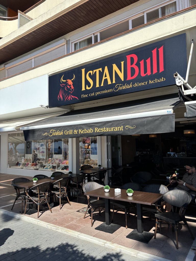 Restaurant In Marbella Port
