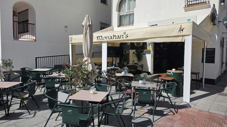 Irish Bar For Sale In Sabinillas
